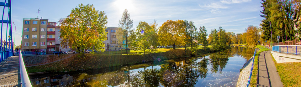 Pohled na hotel od řeky